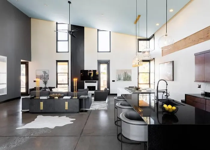 Holiday home Jay-z's Architect: Sophisticated Modern Pool Phoenix
