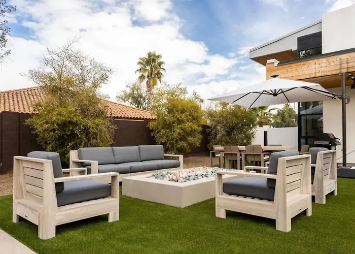 Jay-z's Architect: Sophisticated Modern Pool * Phoenix