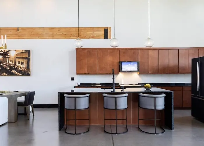 Jay-z's Architect: Sophisticated Modern Pool * Phoenix