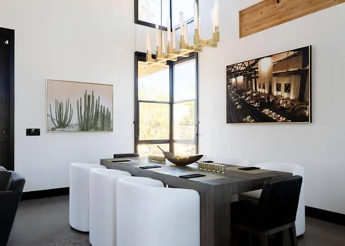 Jay-z's Architect: Sophisticated Modern Pool Holiday home *